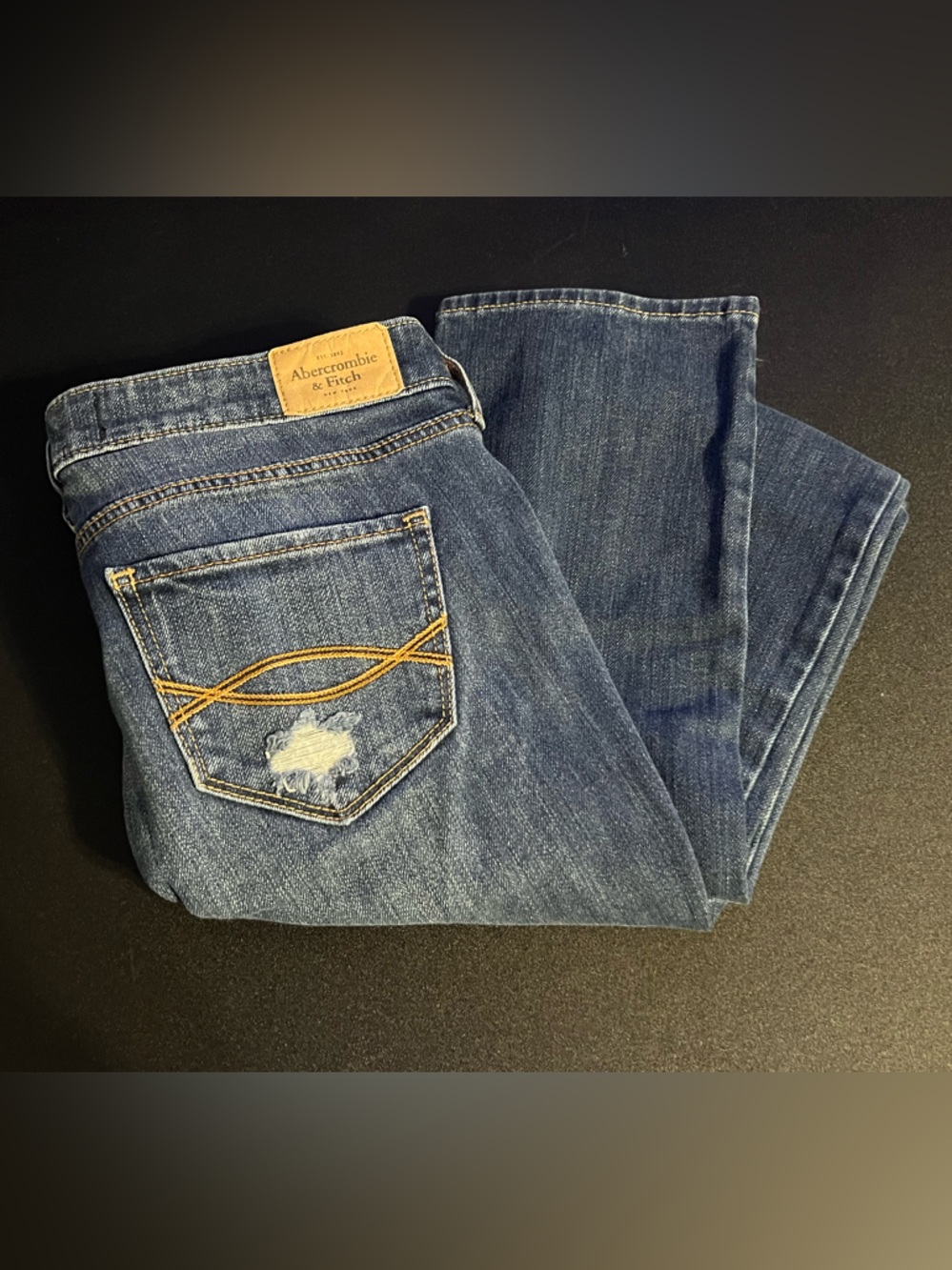 Abercrombie & Fitch Skinny Leg Mid Blue Jeans with Distressed Pocket